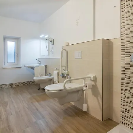 Hotel Berna *