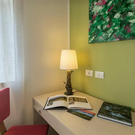 Berna Hotel *